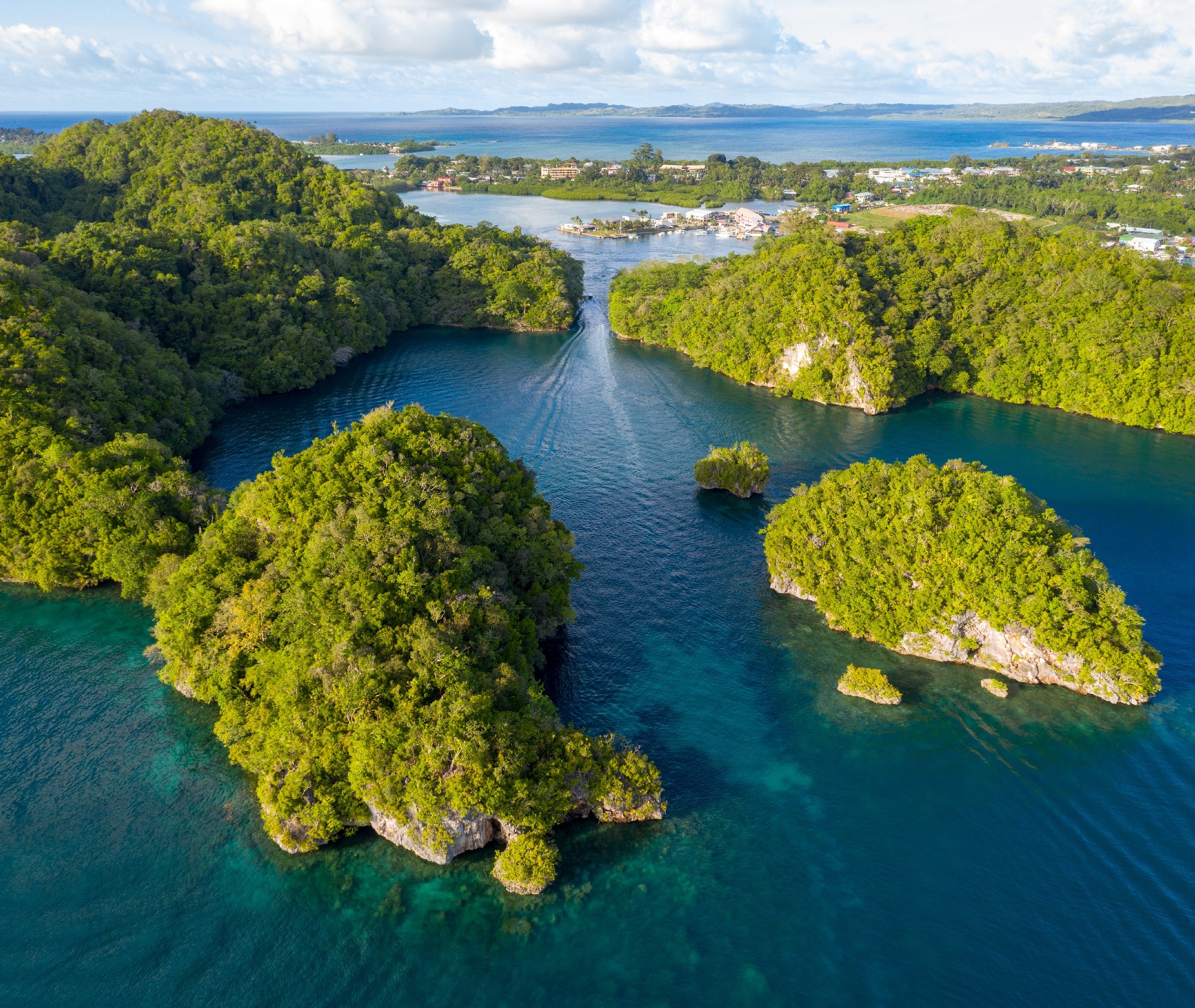 PALAOS (intro) Nikko’s Bay REMIGLOBETROTTE