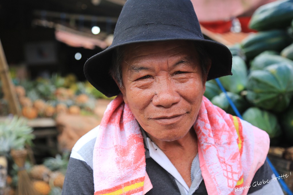 Tomohon, entre volcans et marché improbable…